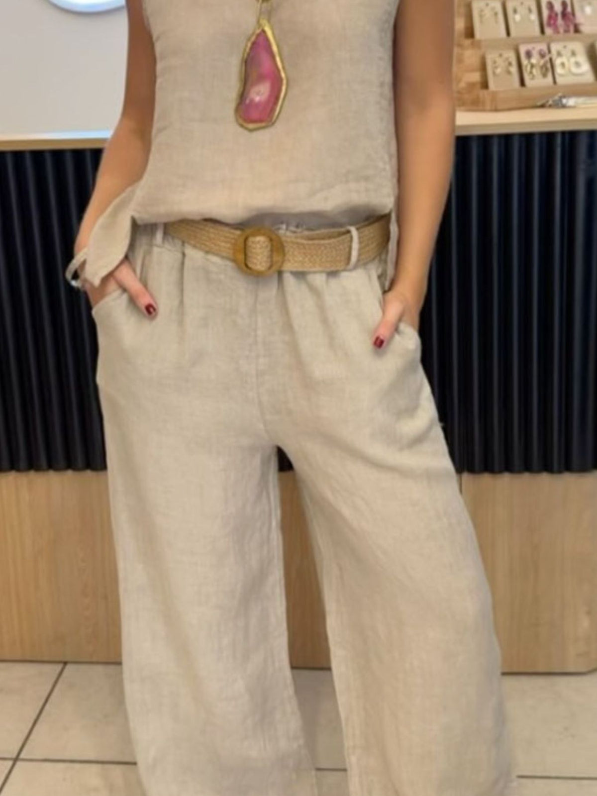Pants set alternate colorway side