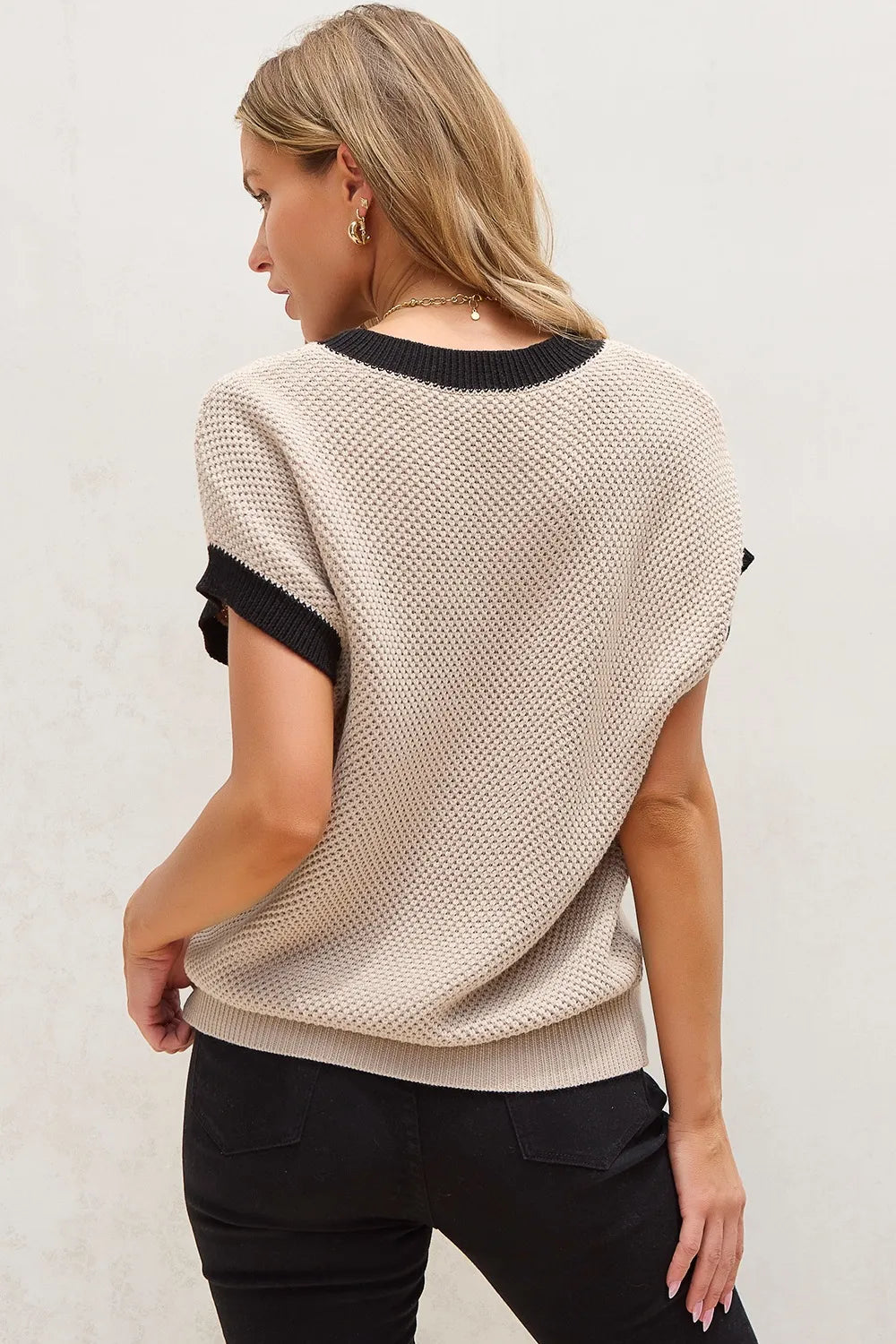 Textured Knit Sweater with Contrast Trim Details - Fashorio