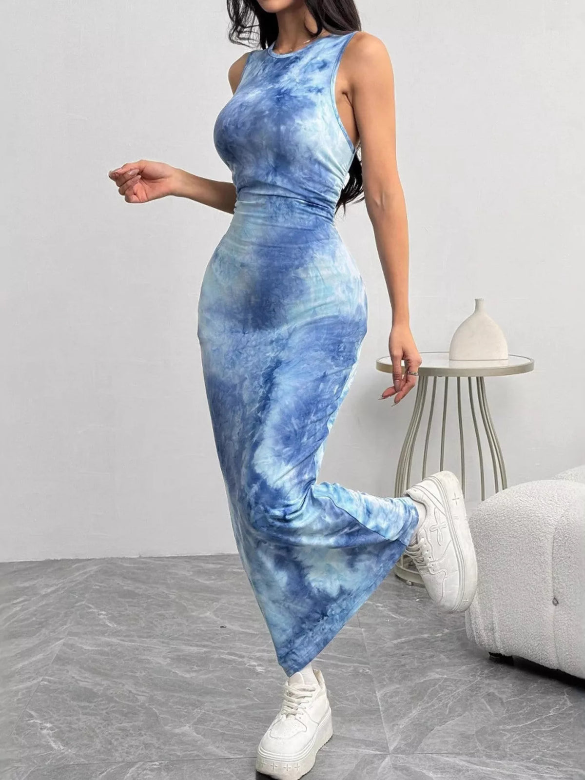 tie dye bodycon maxi dress styled look