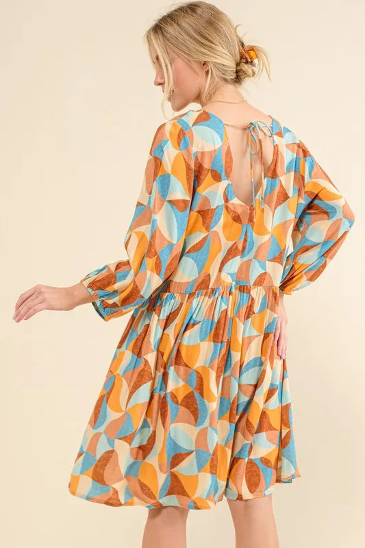 Printed Open Back Puff Sleeve Casual Dress detail