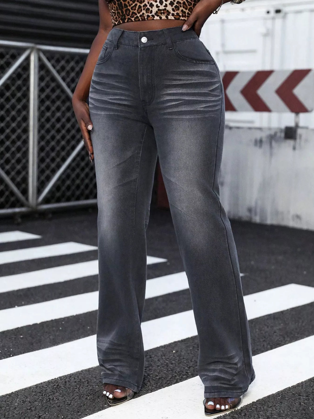 Full length styling of dark gray straight jeans