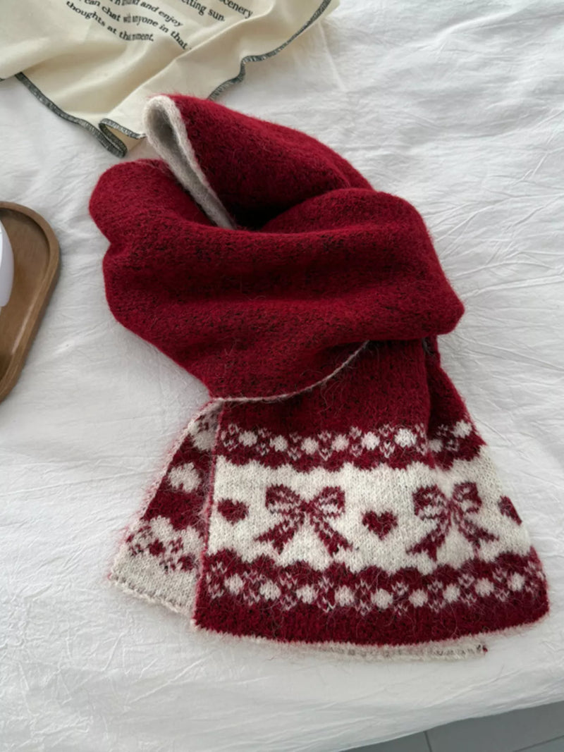 Warm knitted bowknot scarf front view
