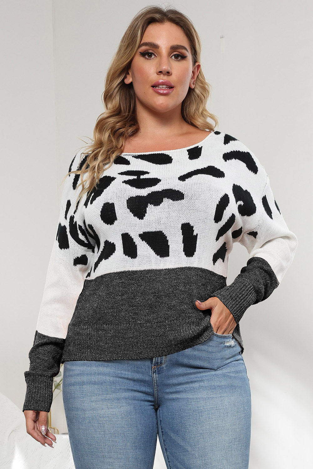 Plus Size Leopard Round Neck Long Sleeve Sweater - Fashorio