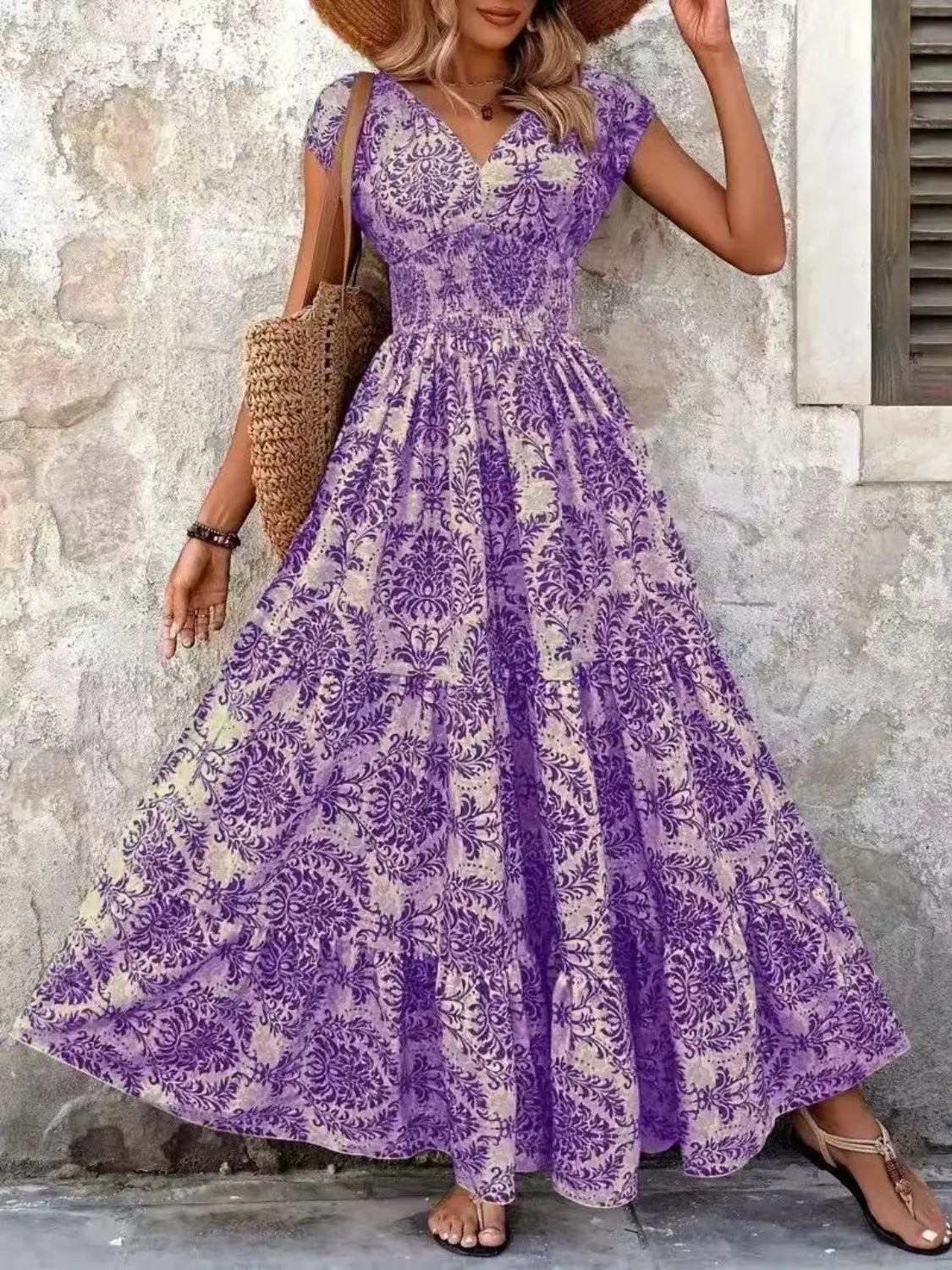 Vintage floral cap sleeve maxi dress detail of the hem