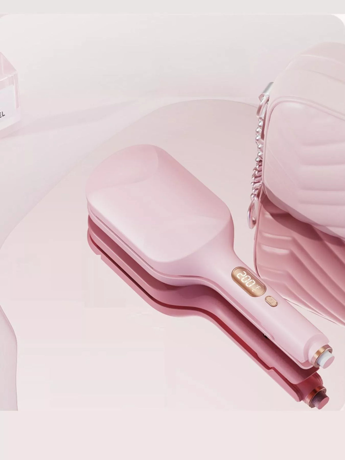 Fast heating curler closeup