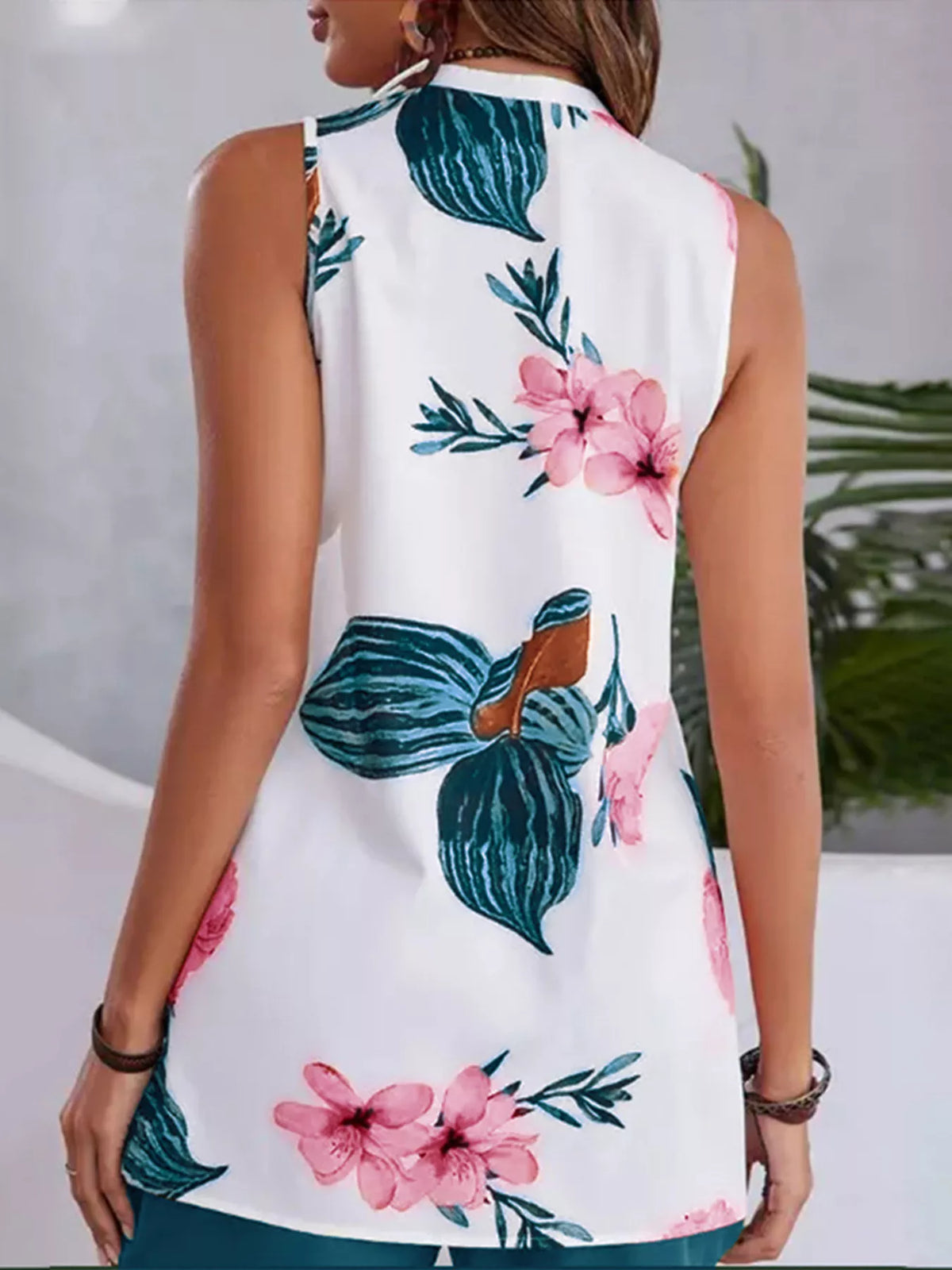 Floral two piece set styling view