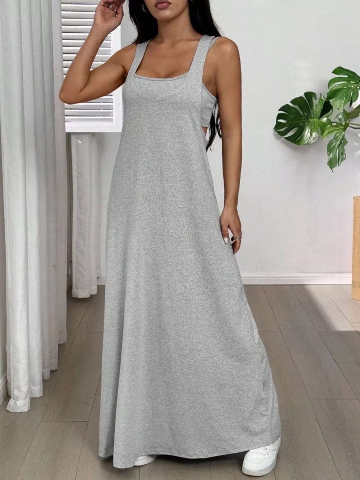 Scoop neck cami and flowing maxi dress set side view