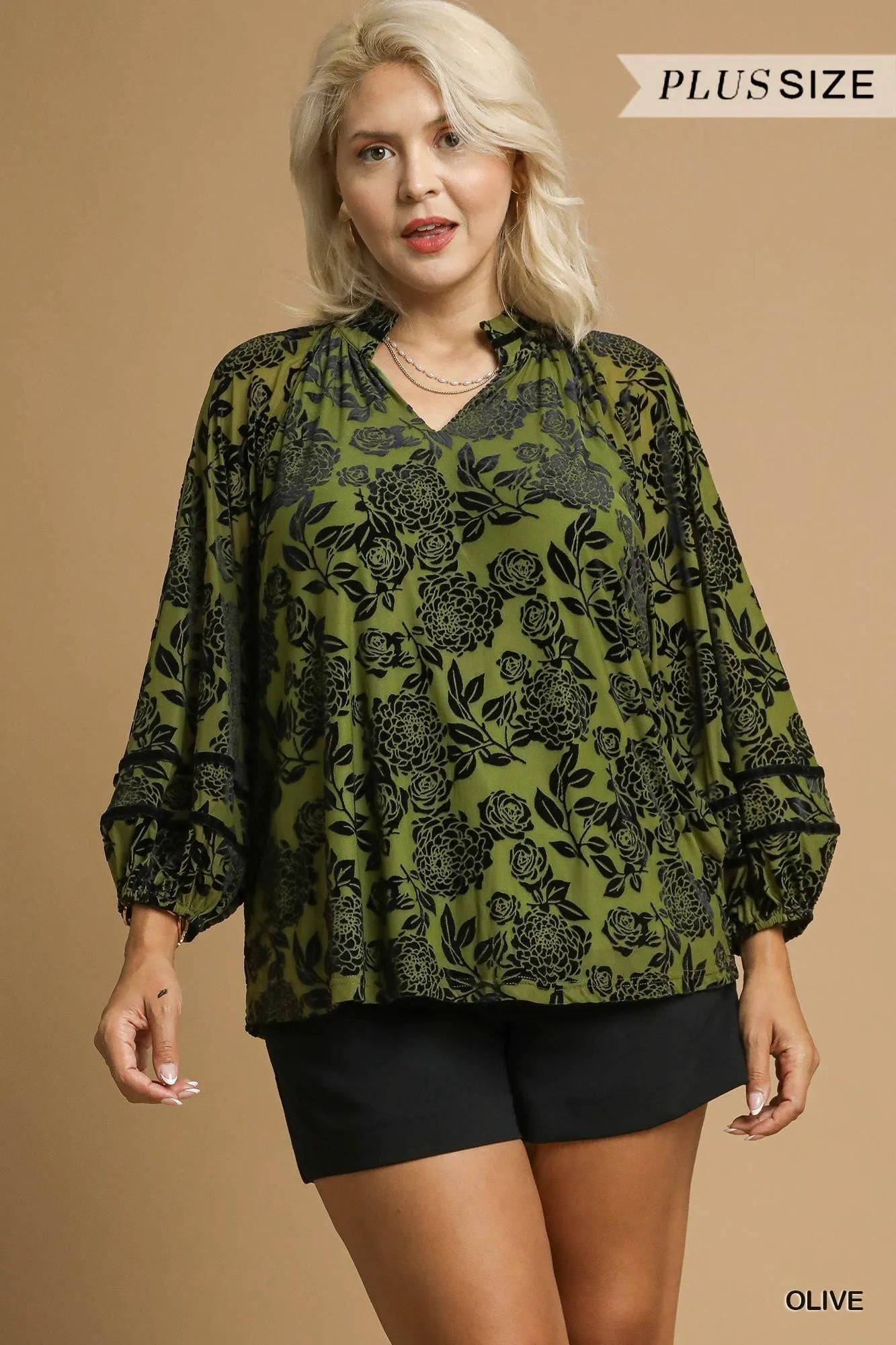 Umgee Full Size Floral Velvet Blouse with Balloon Sleeves Plus Size - Fashorio
