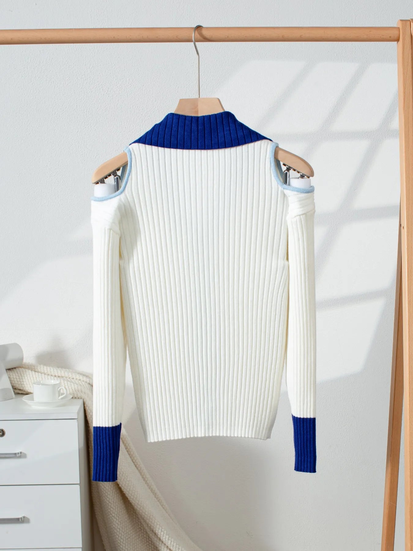 Ribbed Knit Cold Shoulder Cardigan - Fashorio