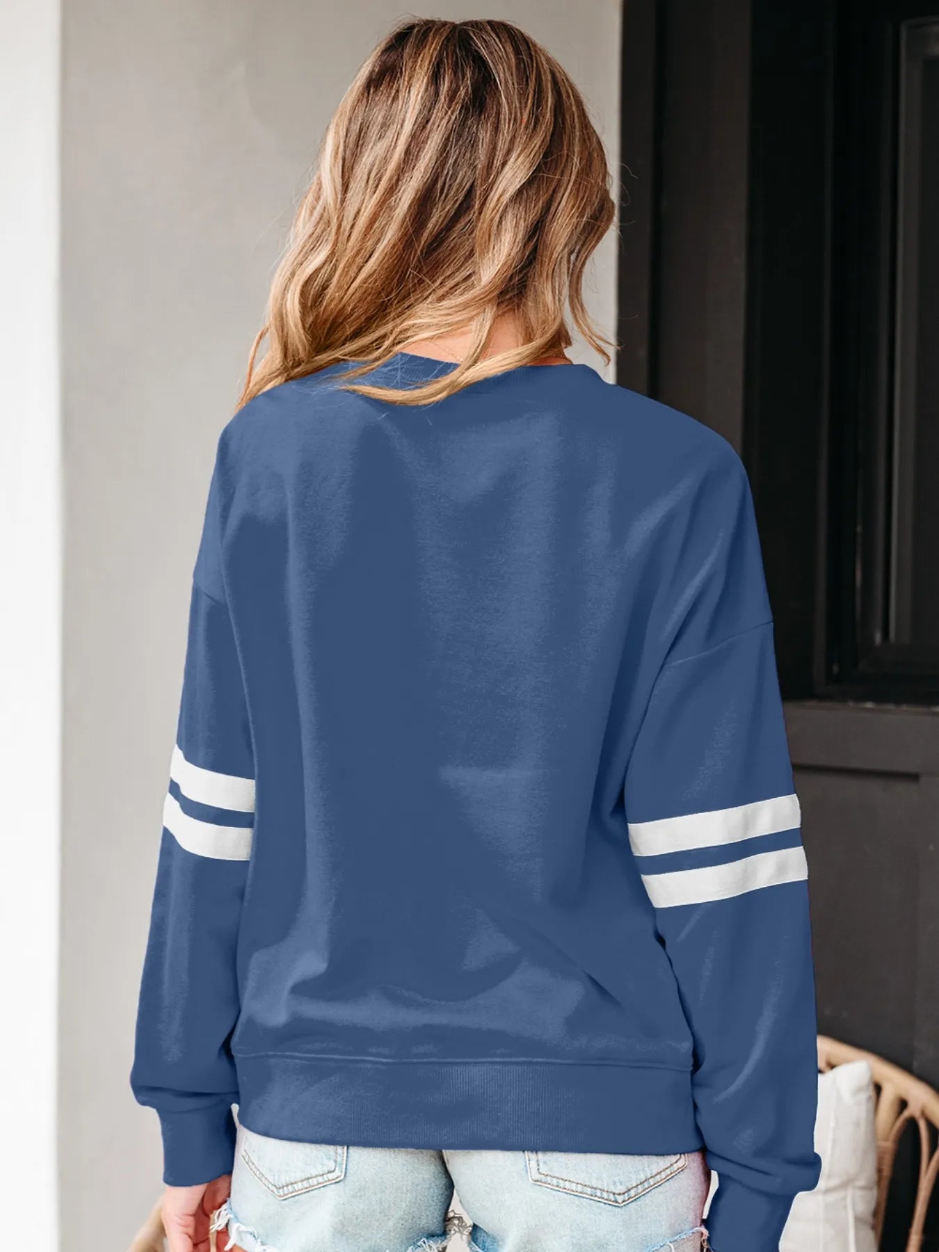 Stripe Round Neck Long Sleeve Sweatshirt - Fashorio