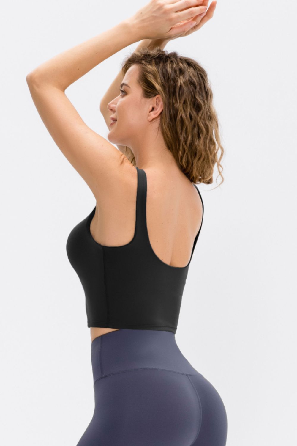cropped scoop neck active tank side view