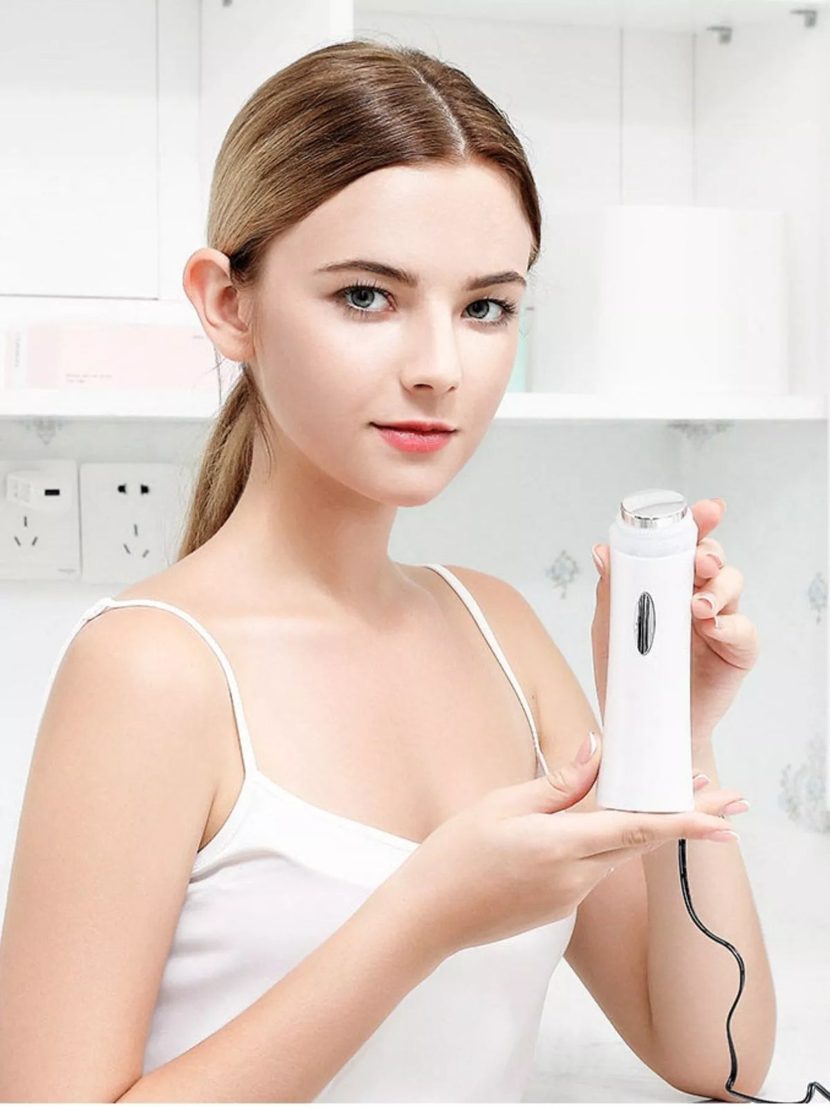 Facial beauty device rear view