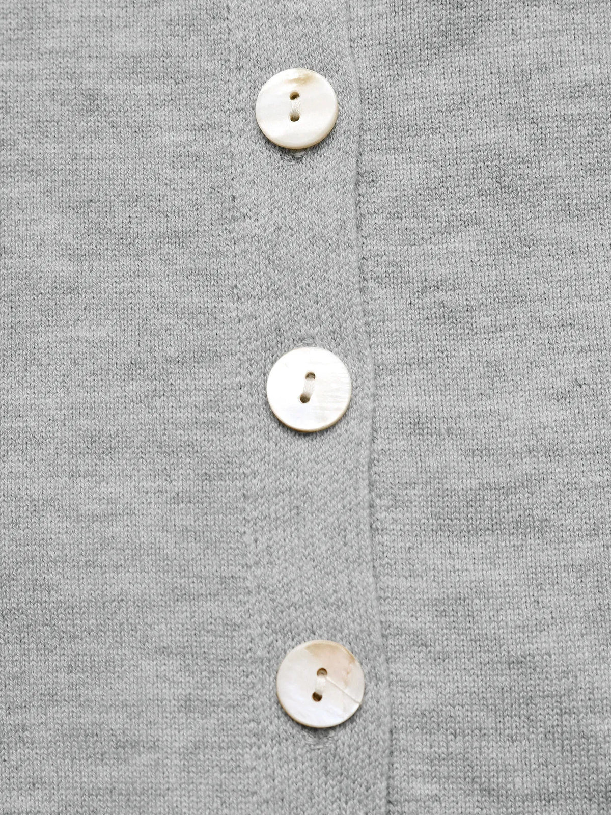 Button front cardigan collar detail