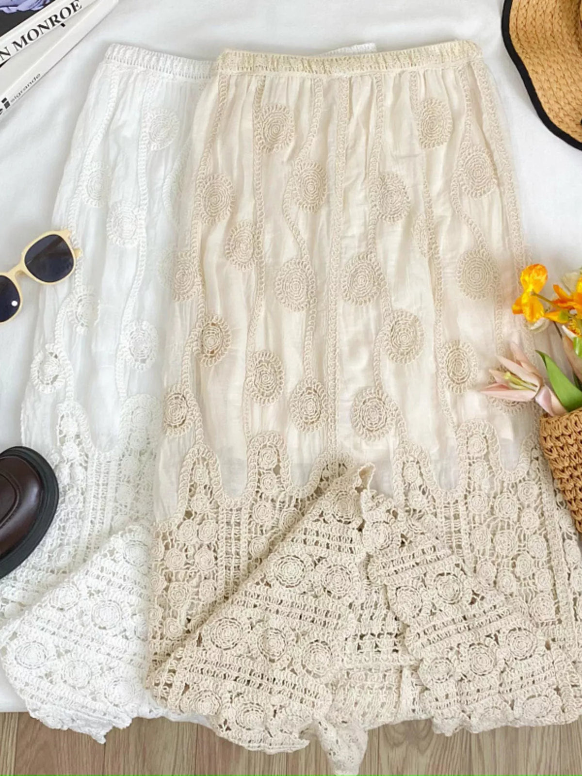Lace elastic waist midi skirt, back detail