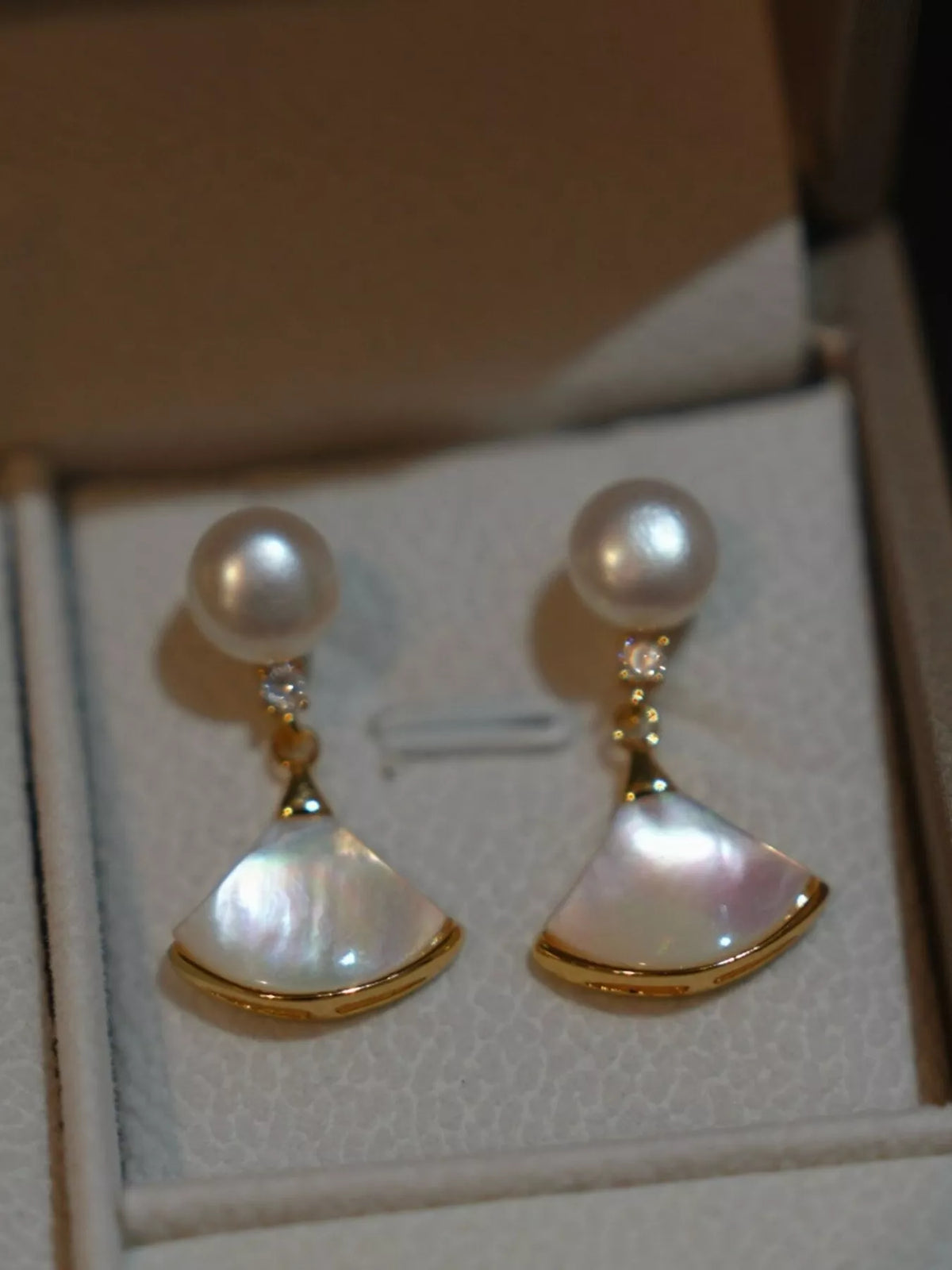 Gold freshwater pearl fan shaped drop earrings