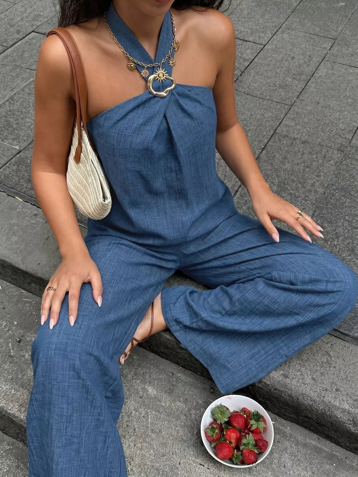 Halter neck coordinated set detail