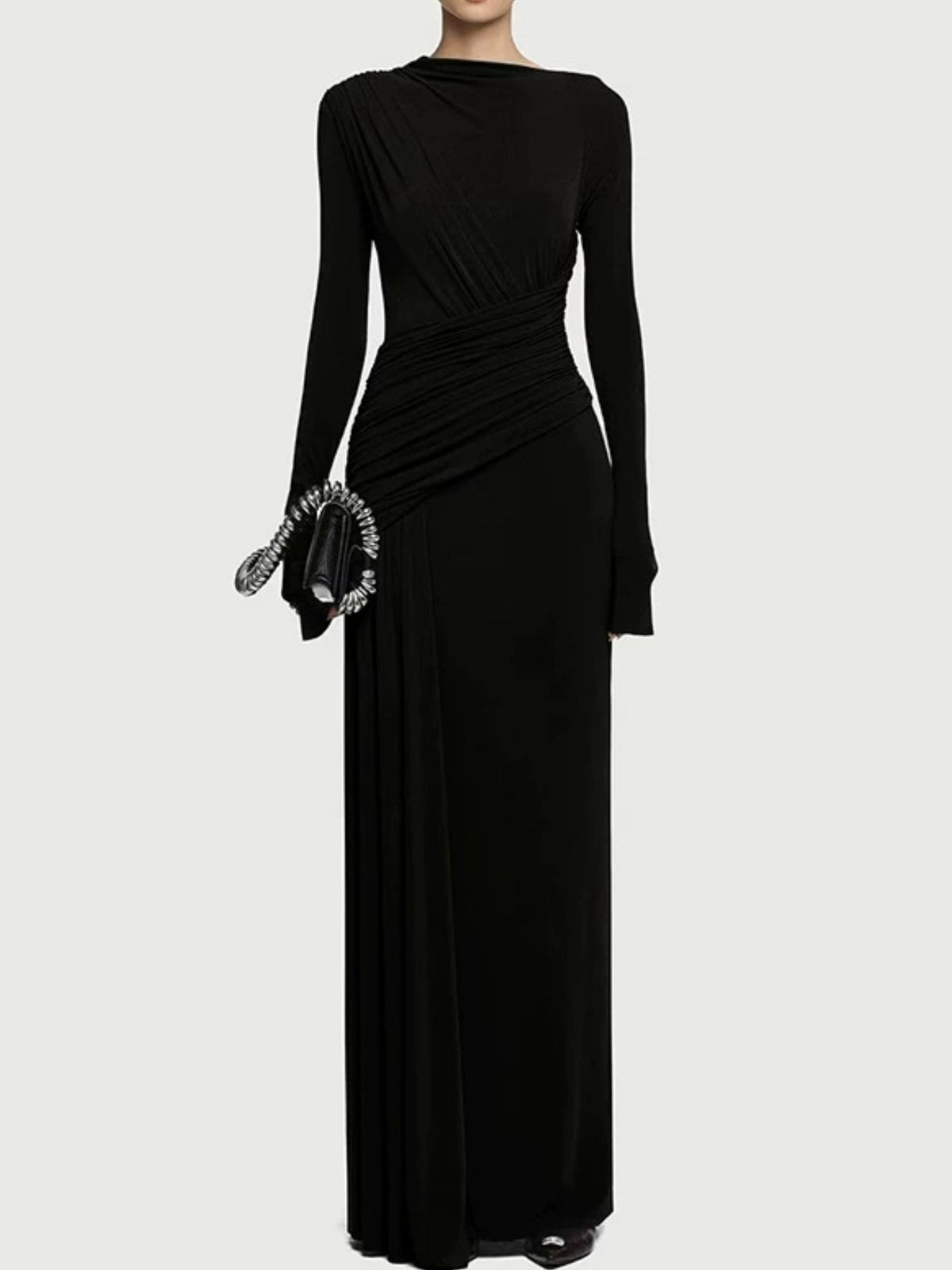 Ruched long sleeve maxi dress, detail of the fabric