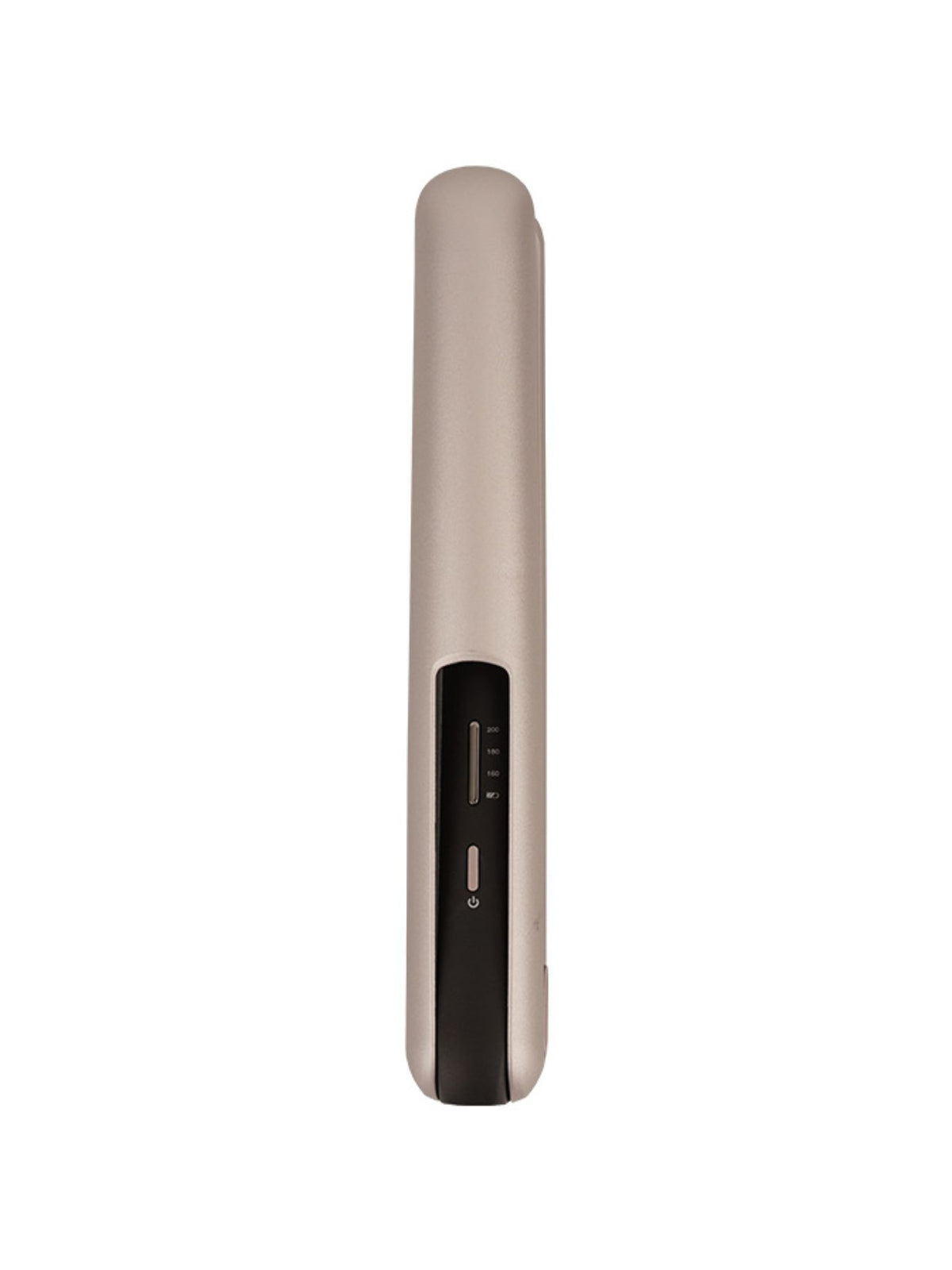 Curling iron creating defined curls