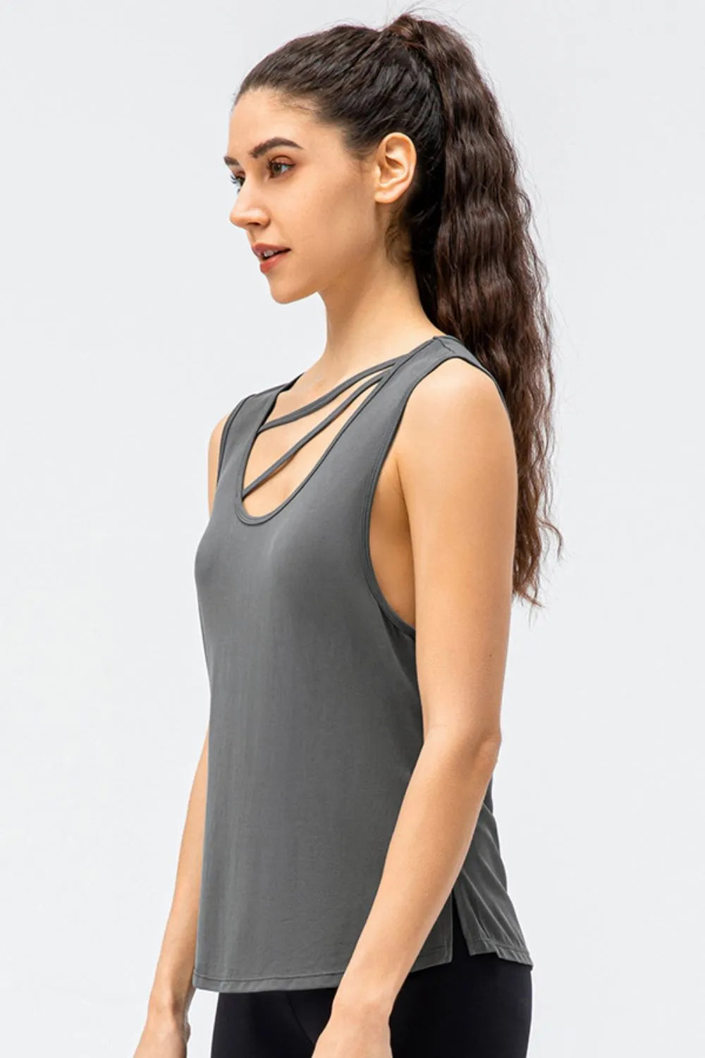 Cutout reversible active tank side view