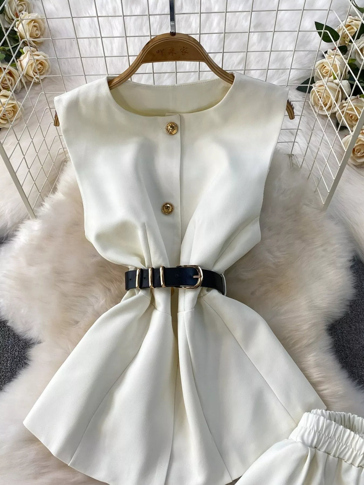 Belted top coordinated set detail