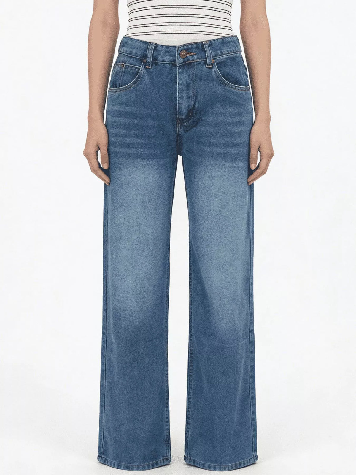 Pocket detail on vintage blue wide leg jeans