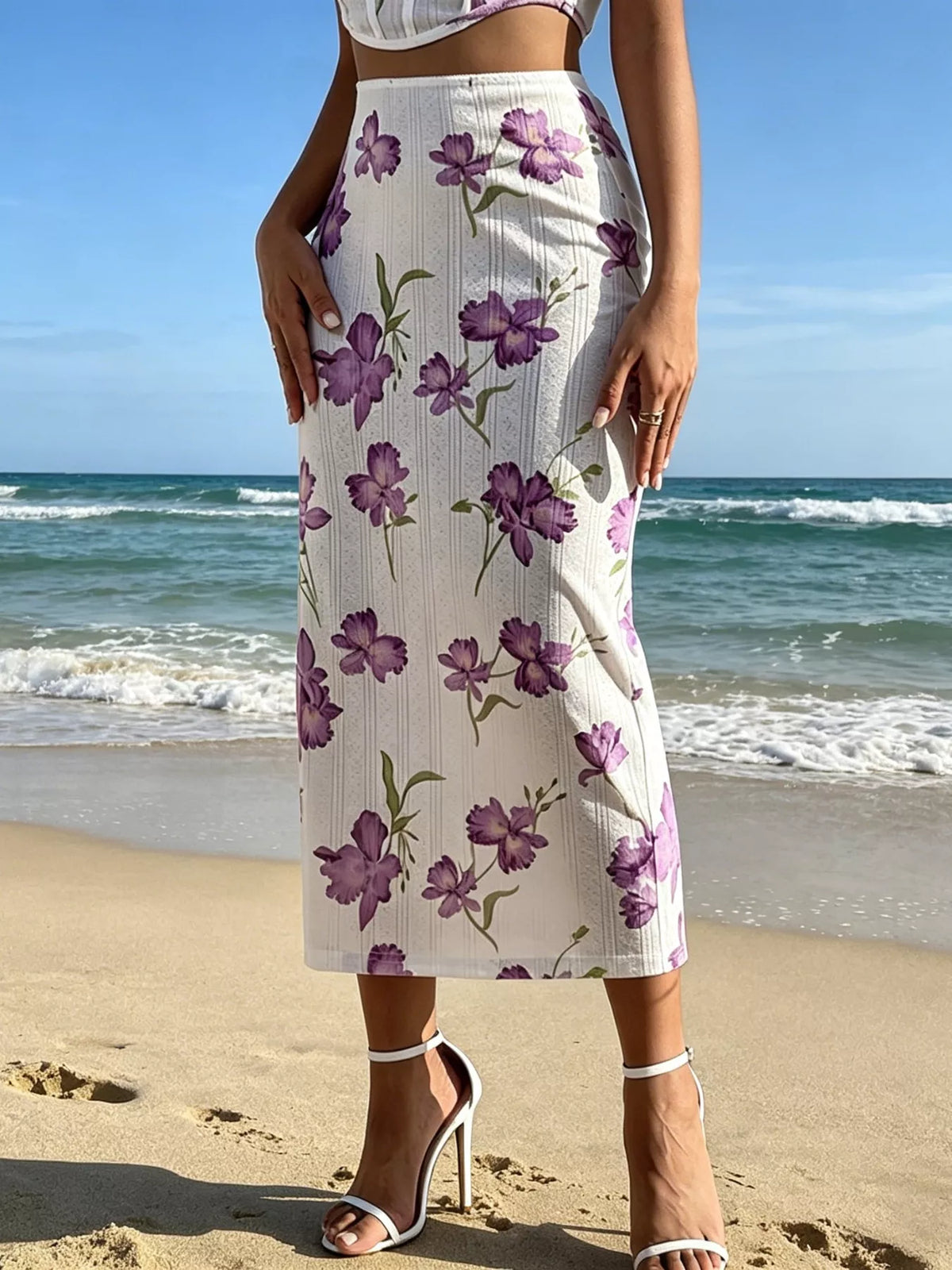Floral two piece bodycon skirt set side view