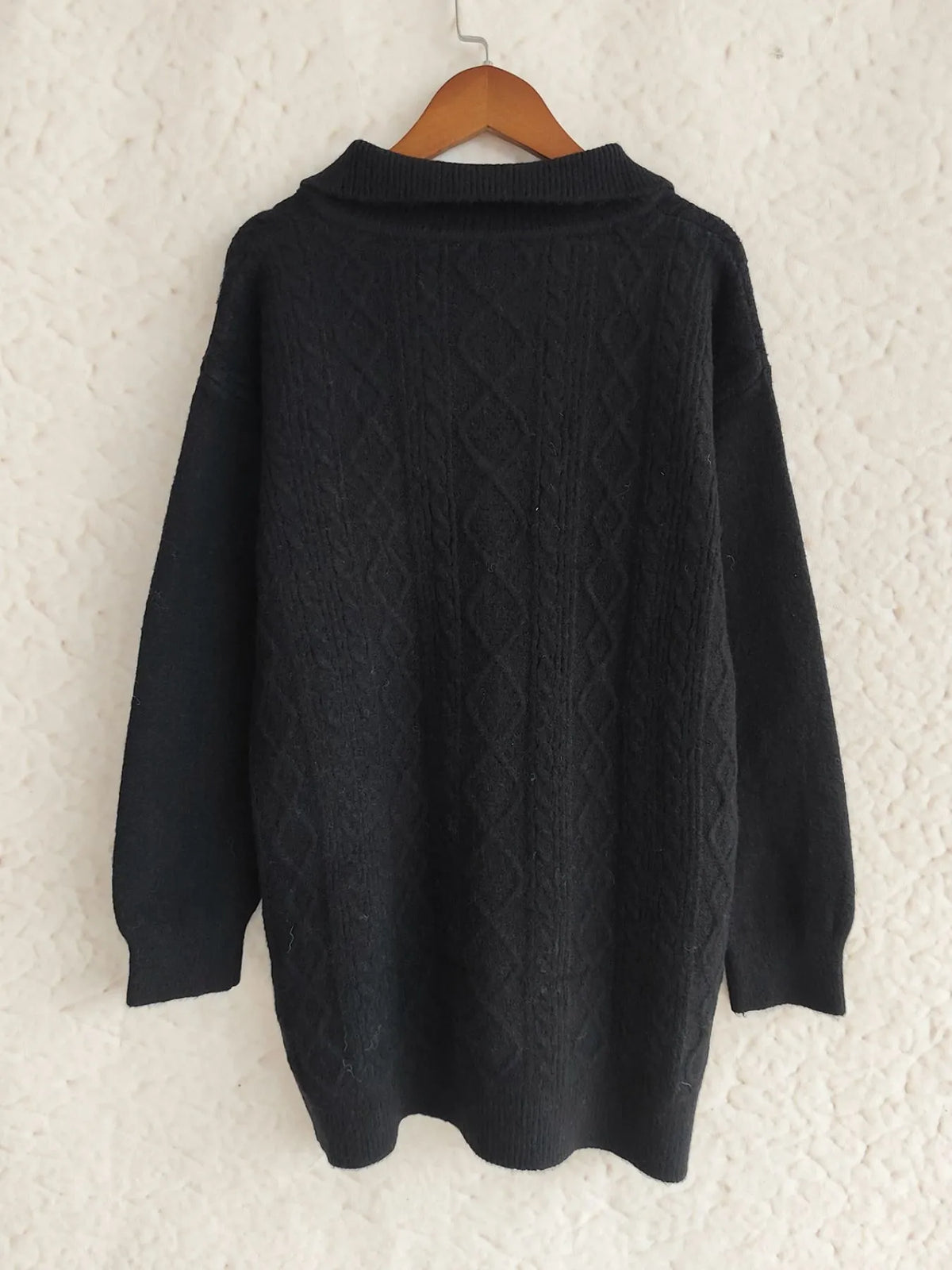 Texture zip collar long sleeve sweater, hem detail