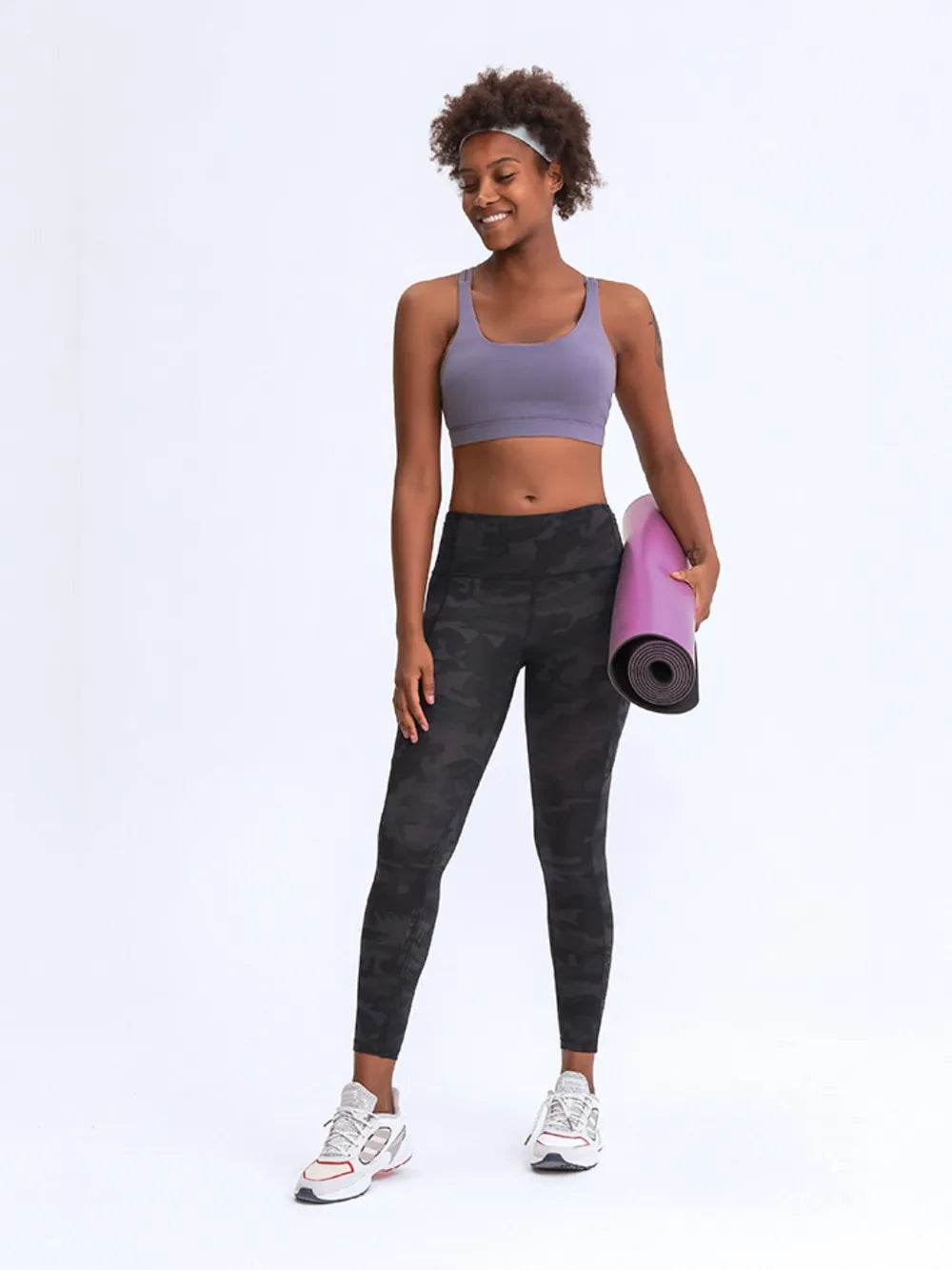 Wide waistband pocket leggings styled