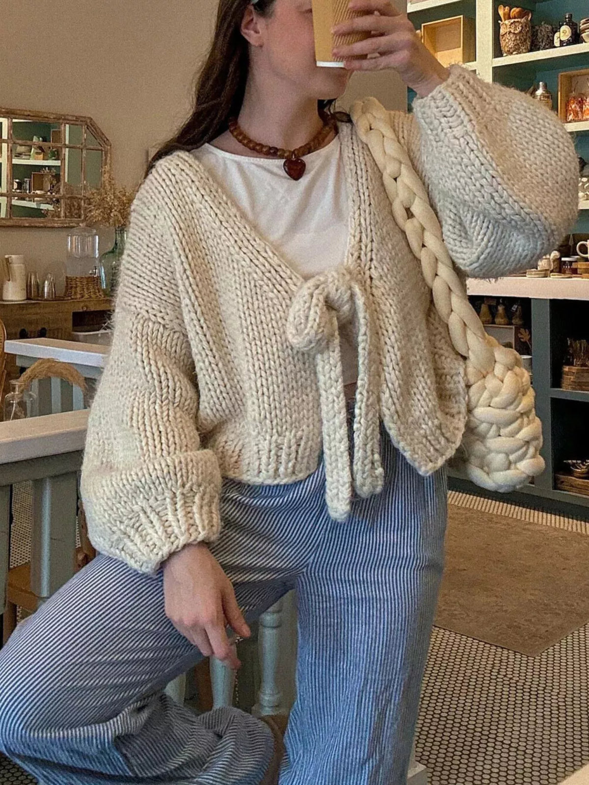 Chunky knit cardigan hem detail