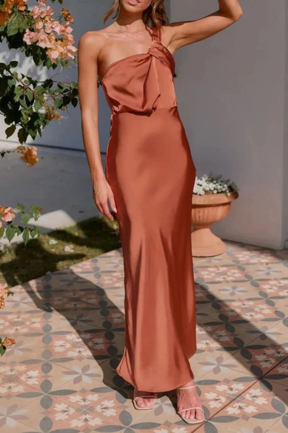 One shoulder sleeveless maxi dress side view