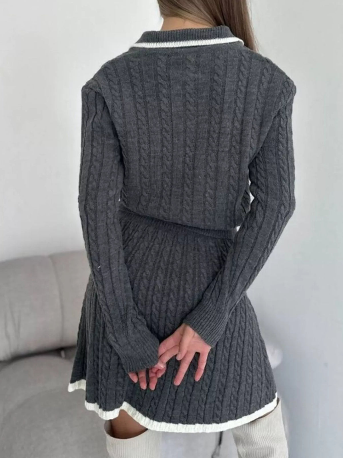 Cable knit sweater set color option