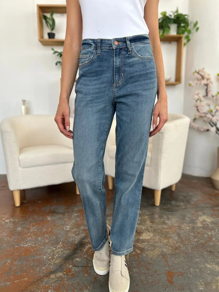 Judy Blue Full Size High Waist Straight Jeans Medium - Fashorio