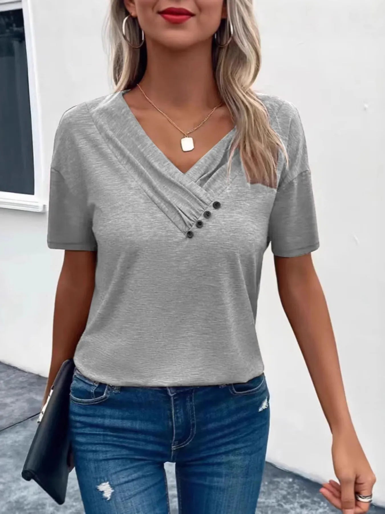 Short Sleeve V-Neck Ruched T-Shirt Light Gray - Fashorio