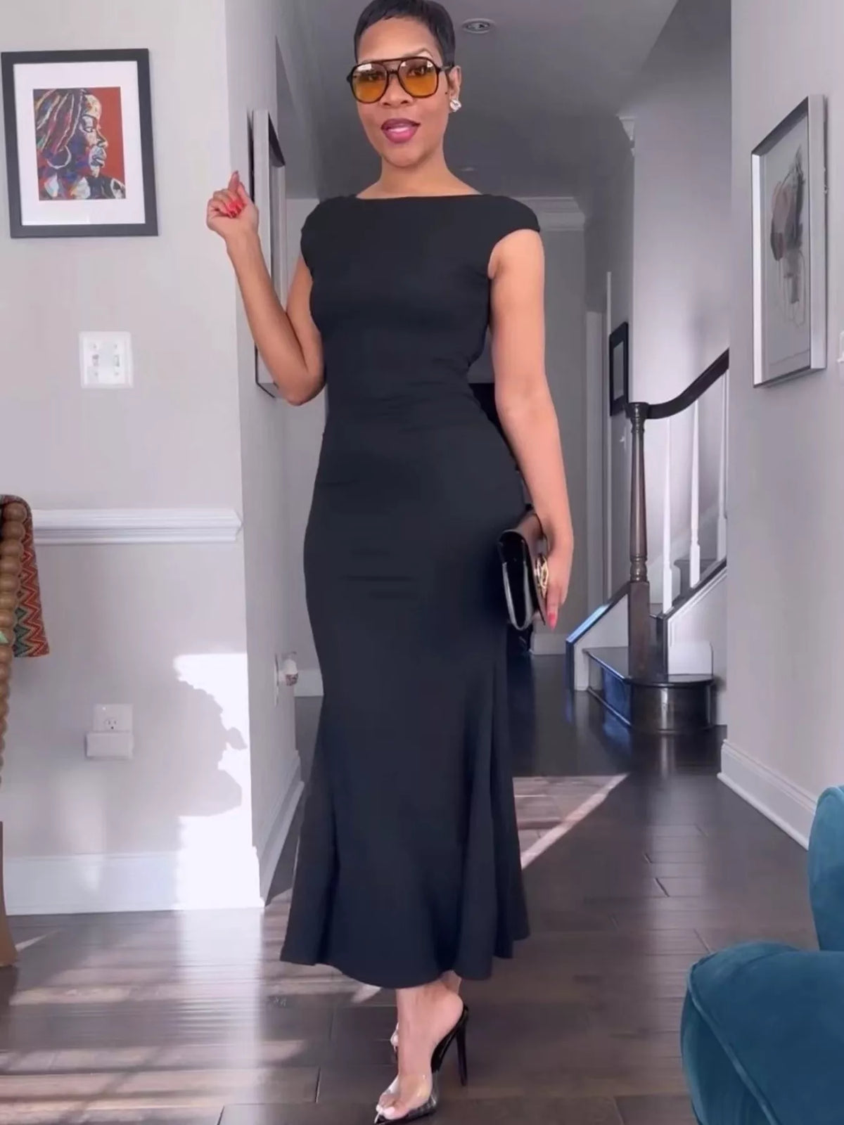 Waist and skirt drape of the backless maxi dress