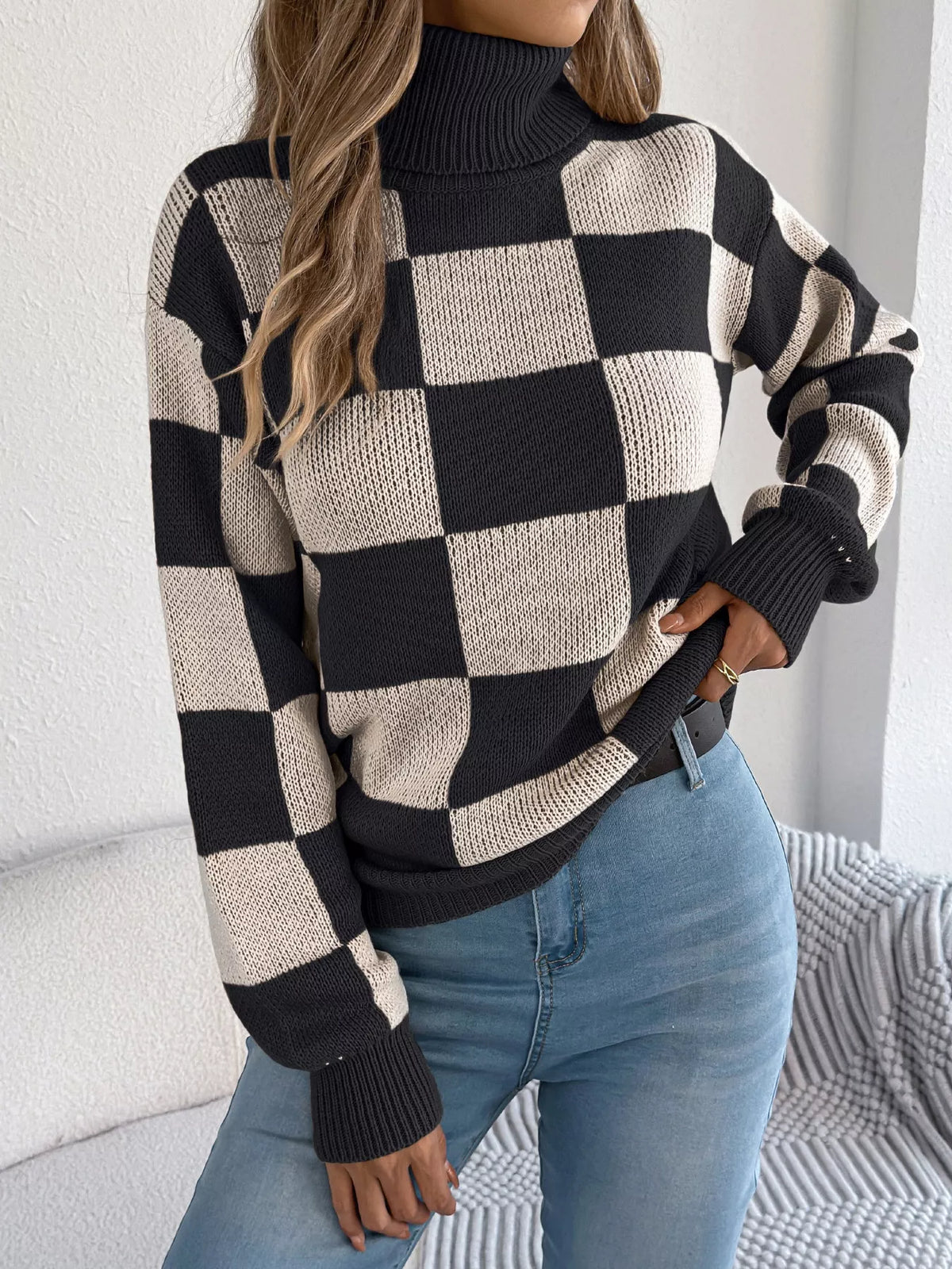 Checkered Turtleneck Long Sleeve Sweater view 7