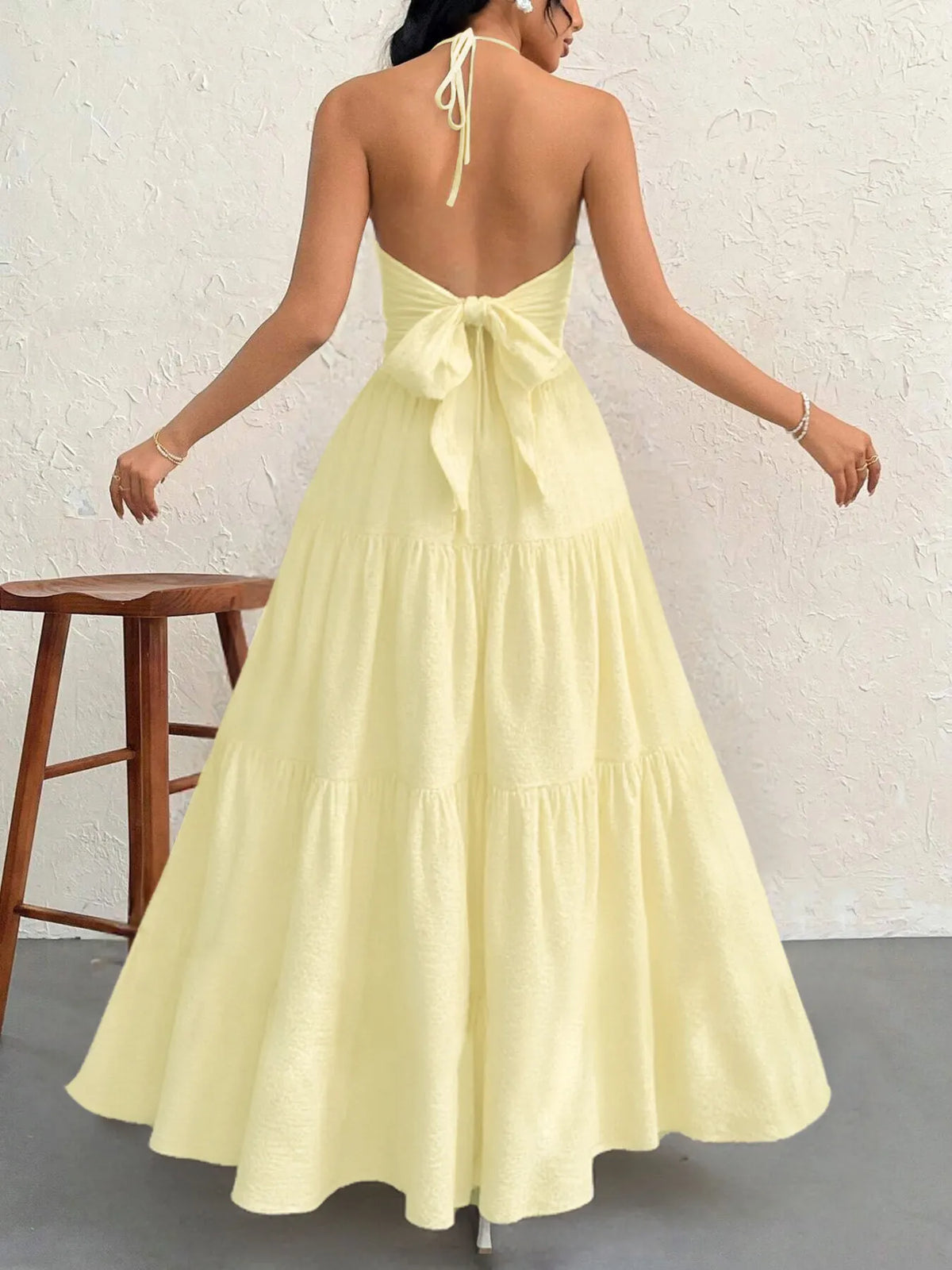 halter neck tiered backless maxi dress detail