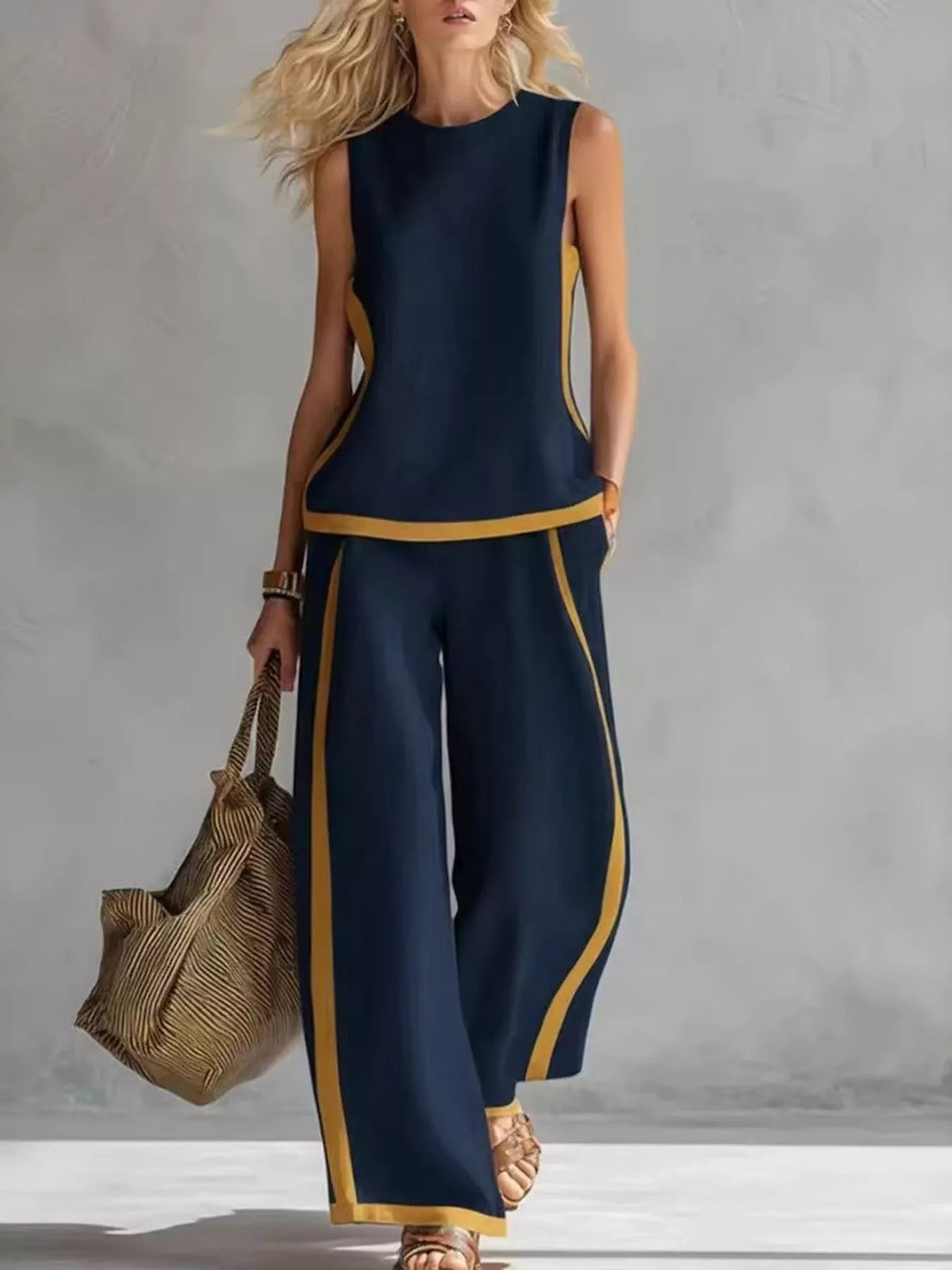 Wide leg pants set back view