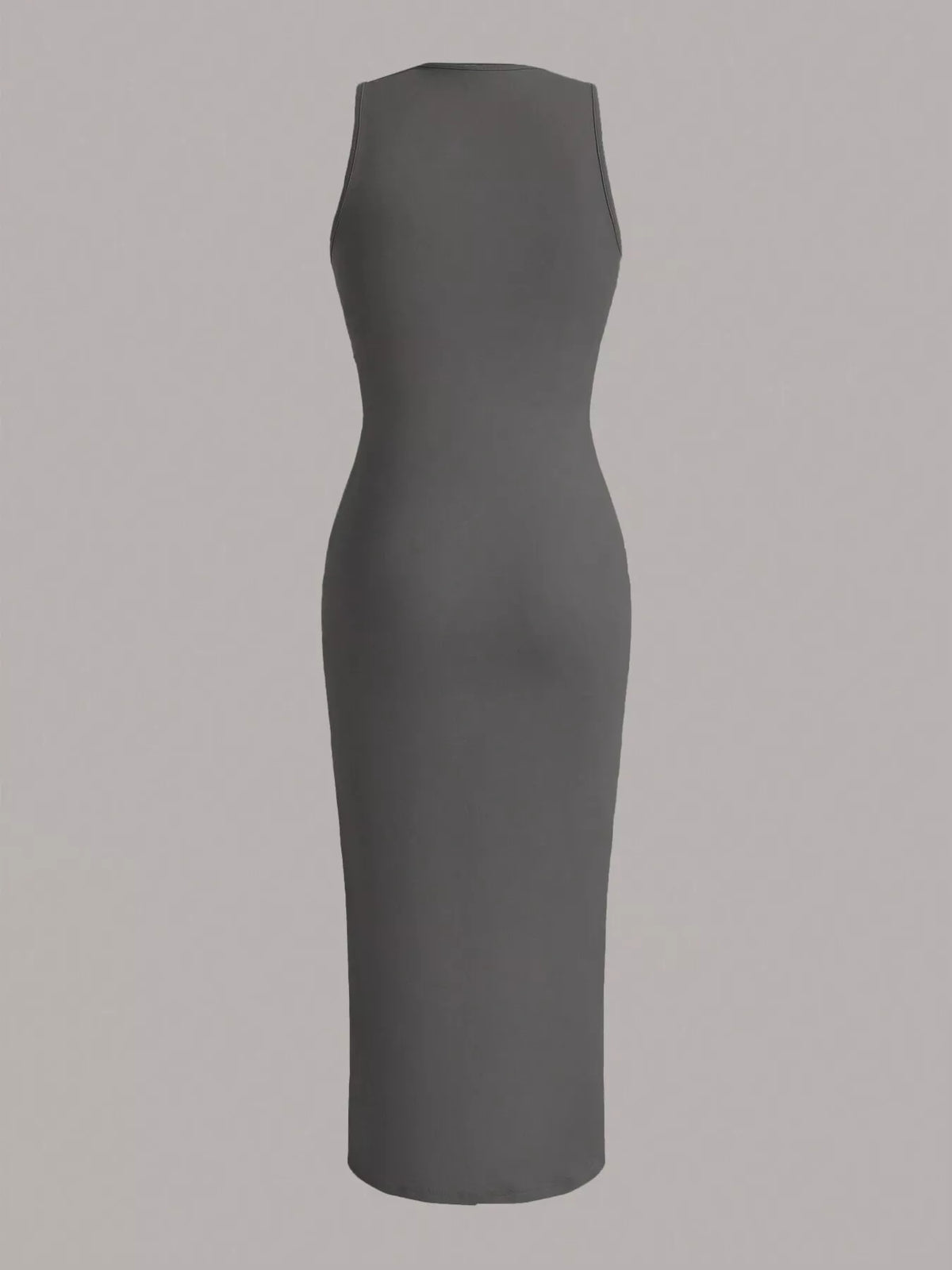 Back view of the sleeveless round neck midi dress