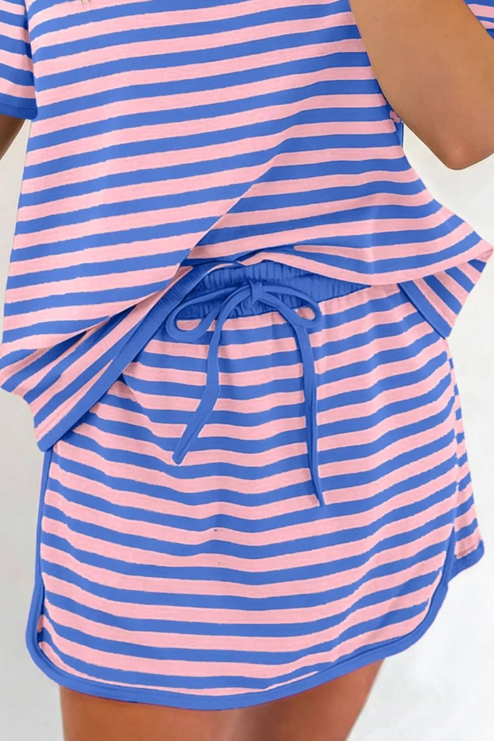 Striped tee and drawstring shorts matching set detail