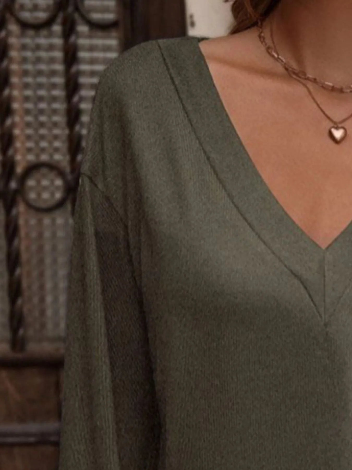 V-Neck Long Sleeve T-Shirt - Fashorio