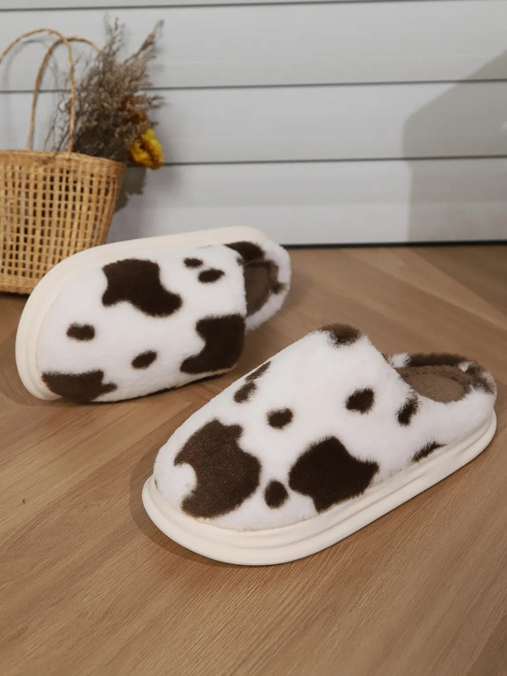 Animal Print Faux Fur Slippers - Fashorio