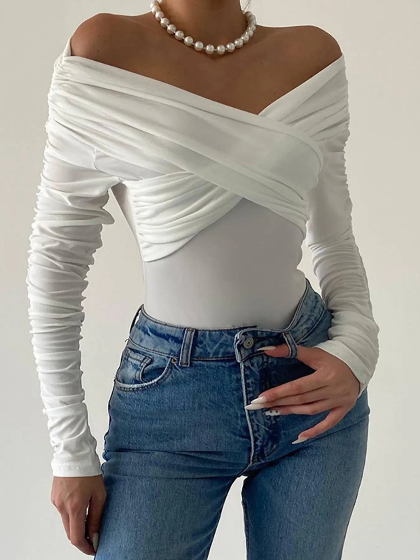 Off-Shoulder Long Sleeve Bodysuit - Fashorio