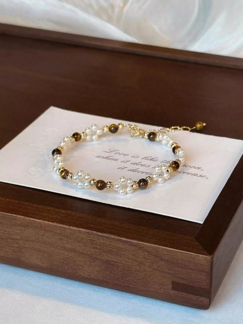Pearl and tiger eye beaded bracelet close up