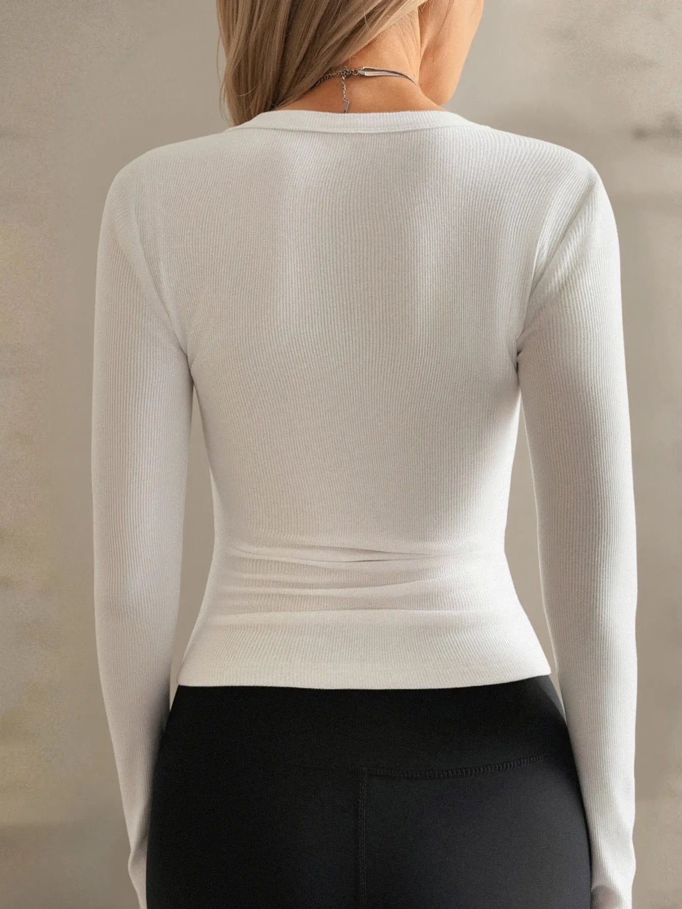 Ribbed V-Neck Long Sleeve T-Shirt - Fashorio