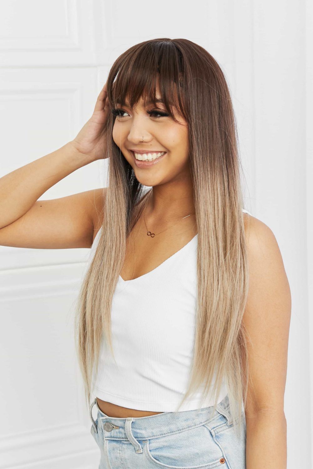 Wig hair length detail