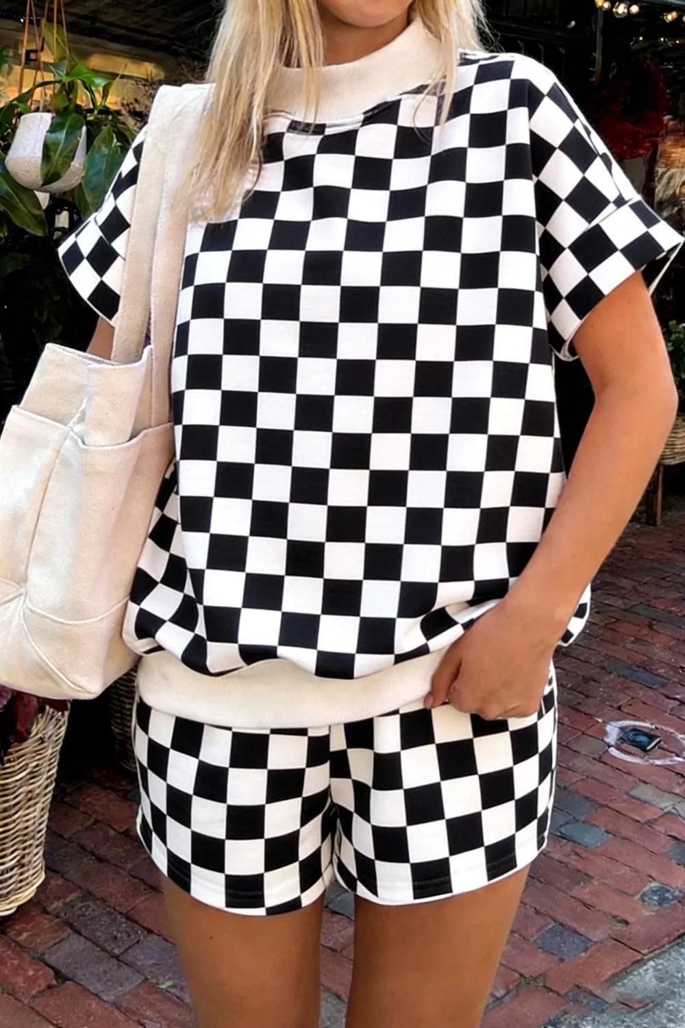 Checkerboard two piece set side view