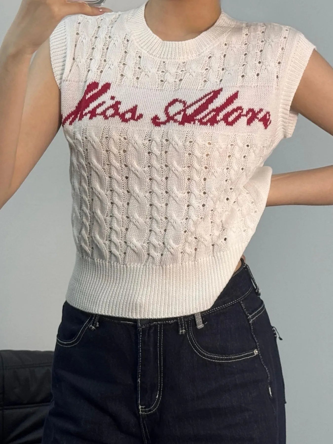 Cable Knit Round Neck Sweater Vest - Fashorio