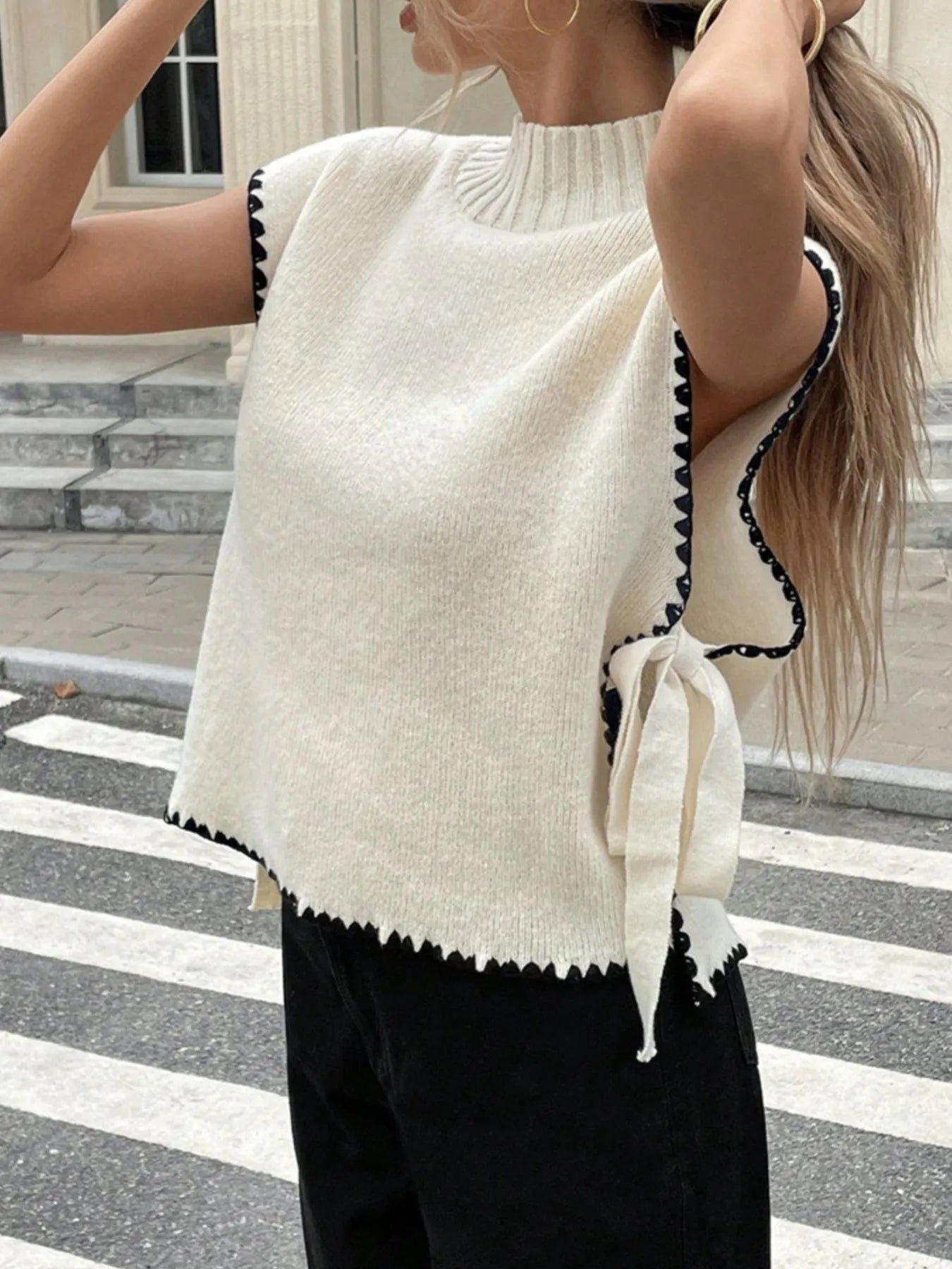 Ribbed Turtleneck Sweater Vest with Contrast Trim - Fashorio