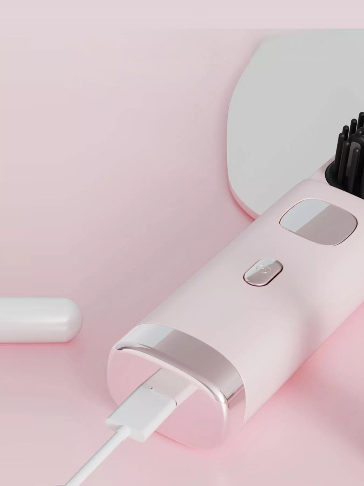 Portable straightening comb side view