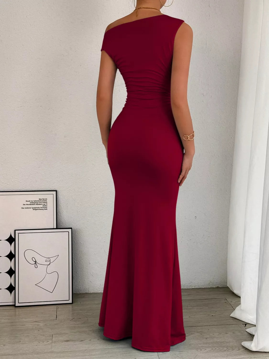 Ruched bodycon dress bodice detail